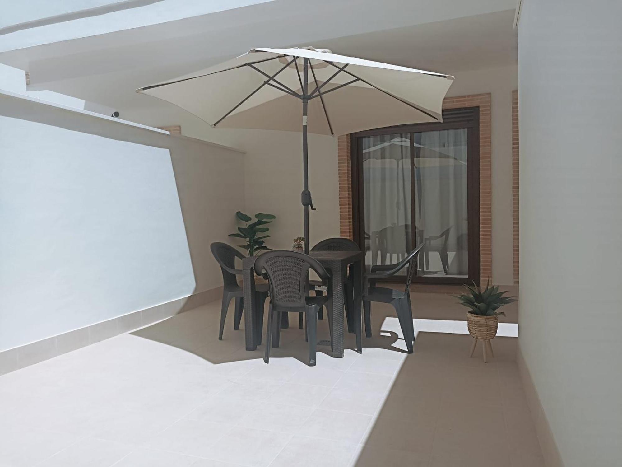 Apartamento Nuevo Centrico Con Aparcamiento Privado Incluido Alcalá de Guadaira Eksteriør bilde
